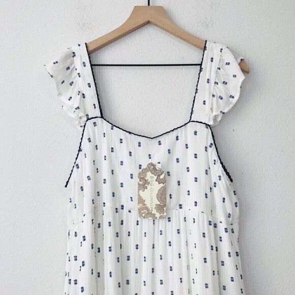 New! B.O.G Collective Band of Gypsies Touch the Sky Dot Woven Maxi Tiered Dress - Picture 4 of 12